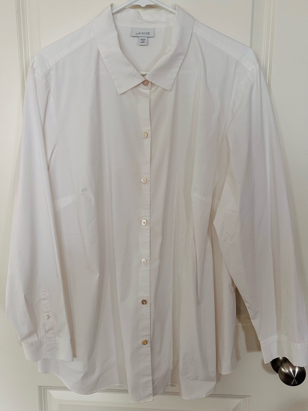 Classic white button-down tunic from J.
Jill's White Shirt Collection - 2X